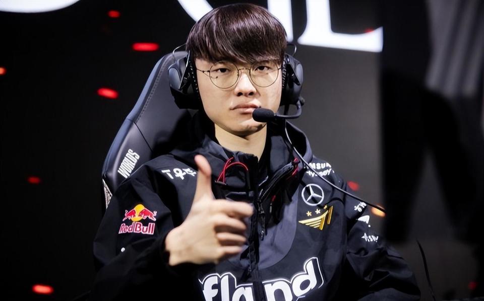 而是围绕 而是围绕